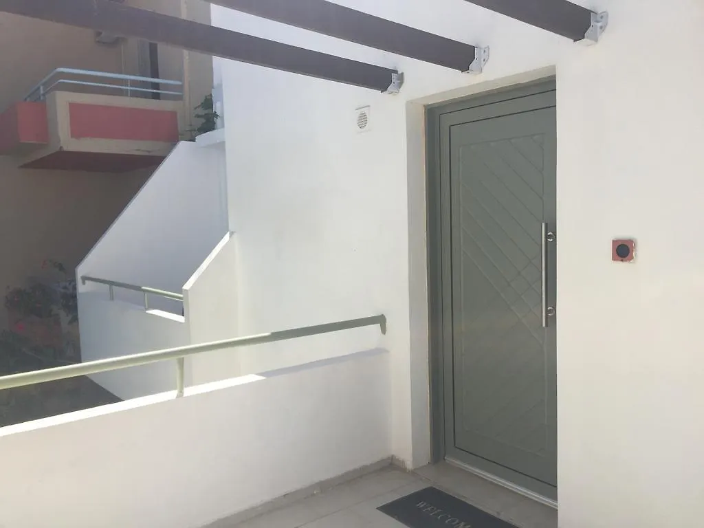Oleander Apartment Platanias