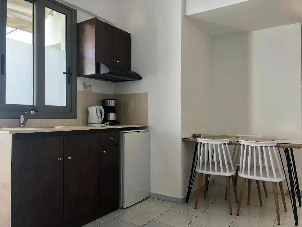 Oleander Apartment Platanias  Greece